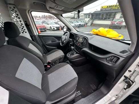 Used 2019 RAM ProMaster City Tradesman image 19
