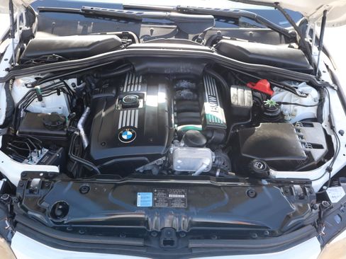 Used 2009 BMW 528i Sedan RWD image 30