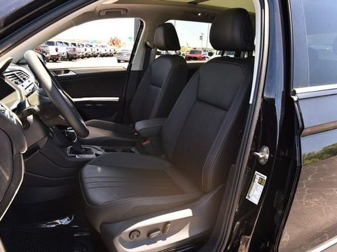 Certified 2024 Volkswagen Tiguan Wolfsburg Edition w/ Panoramic Sunroof Package AWD/4WD image 20