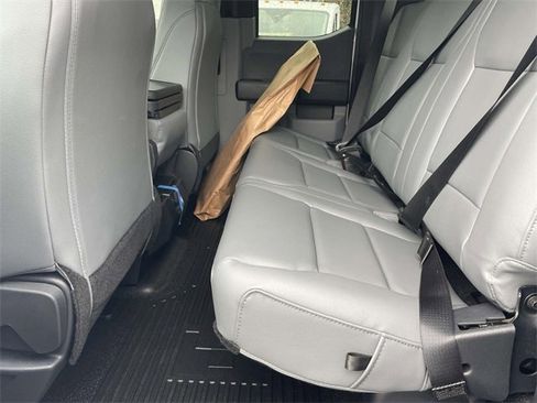 New 2026 Ford F550 4x4 Supercab Super Duty image 18