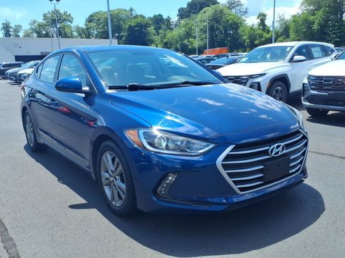Used 2018 Hyundai Elantra Value Edition FWD image 3