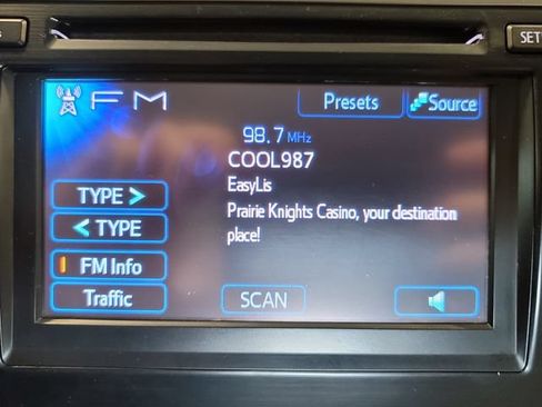 Used 2012 Toyota Camry LE FWD image 3