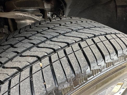 Used 2021 Chevrolet Suburban High Country image 63