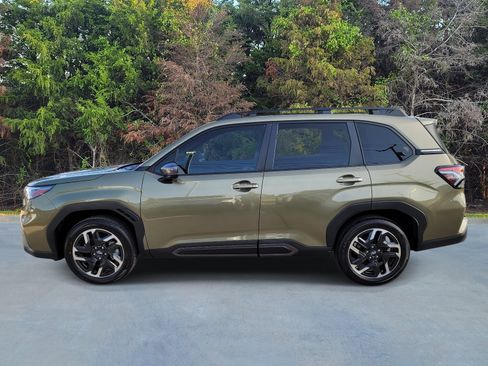 Used 2026 Subaru Forester Limited AWD/4WD image 21