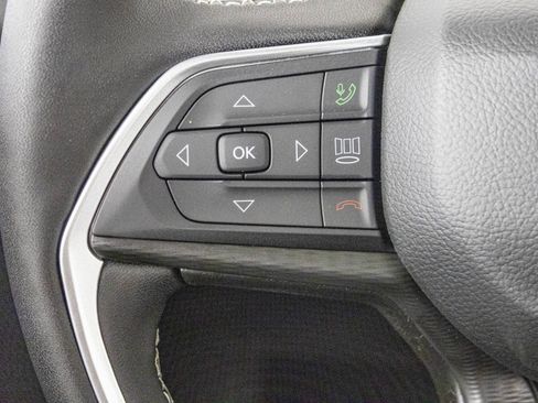 New 2025 Jeep Grand Cherokee L Altitude image 31