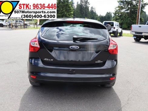 Used 2012 Ford Focus SE FWD image 10