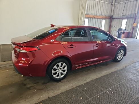 Used 2023 Toyota Corolla LE FWD image 4