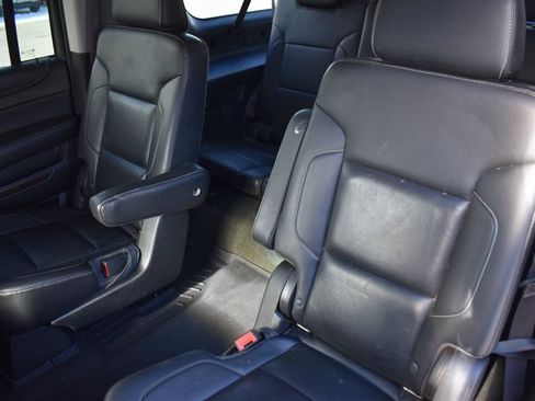 Used 2016 GMC Yukon XL SLT w/ Open Road Package image 20