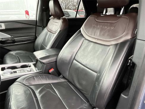 Used 2021 Ford Explorer Platinum w/ Equipment Group 601A image 32
