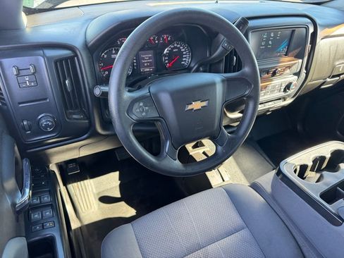Used 2018 Chevrolet Silverado 1500 Custom w/ Trailering Package image 20