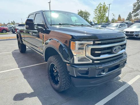 Used 2022 Ford F350 Platinum w/ FX4 Off-Road Package AWD/4WD image 7