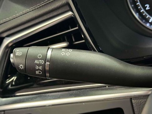 Certified 2025 Cadillac XT6 Premium Luxury image 23