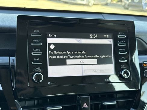 Used 2024 Toyota Camry SE image 23