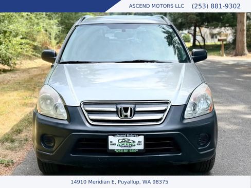 Used 2005 Honda CR-V LX image 8