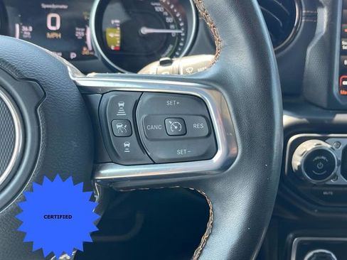 Used 2022 Jeep Wrangler Unlimited Sahara image 17