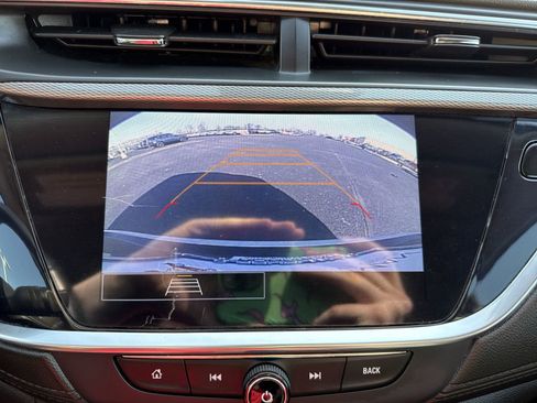 Used 2021 Buick Encore GX Preferred image 17