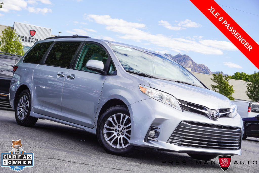 Used 2020 Toyota Sienna XLE w/ XLE Navigation Package FWD image 1