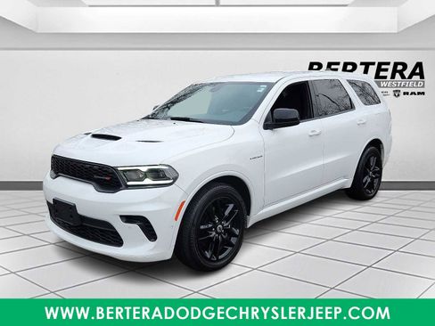 Certified 2024 Dodge Durango R/T image 3