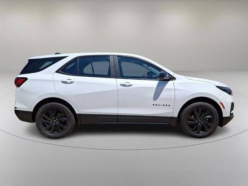 Used 2024 Chevrolet Equinox LS w/ Sport Edition AWD/4WD image 12