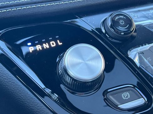 New 2026 Chrysler Pacifica Select image 20