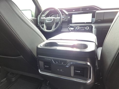 Used 2024 GMC Sierra 1500 Denali AWD/4WD image 28