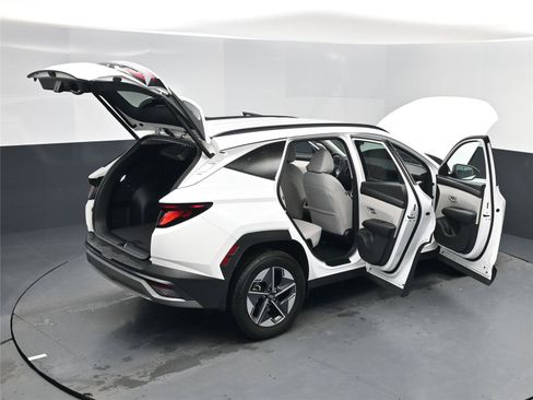 Certified 2025 Hyundai Tucson SEL image 26