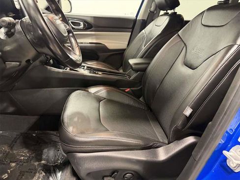 Certified 2022 Jeep Compass Limited w/ Sun and Sound Group image 14