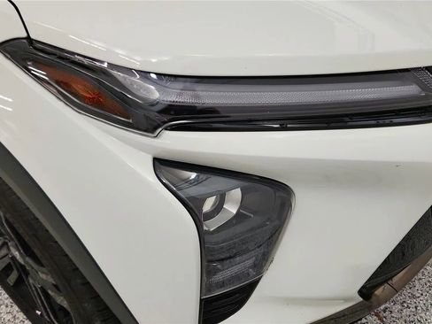 Used 2025 Chevrolet Trax ACTIV w/ Sunroof Package image 14