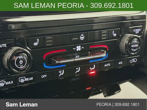 New 2025 Jeep Grand Cherokee L Altitude image 19