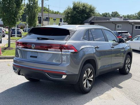 Used 2024 Volkswagen Atlas Cross Sport SE AWD/4WD image 20