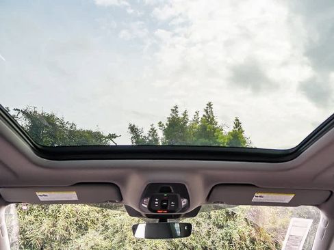 New 2025 Audi Q5 Premium Plus image 18