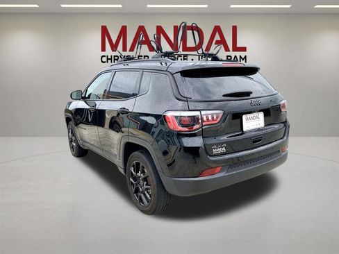 Used 2025 Jeep Compass Latitude w/ Altitude Special Edition AWD/4WD image 8