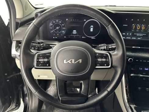 Used 2022 Kia Carnival SX Prestige FWD image 14