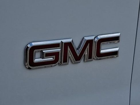 Used 2024 GMC Savana 2500 w/ Driver Convenience Package RWD image 32