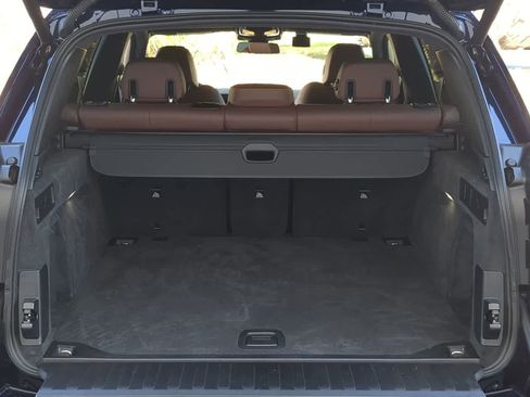 Used 2025 BMW X5 sDrive40i w/ Premium Package image 35