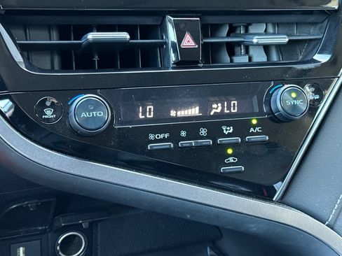 Certified 2024 Toyota Camry SE FWD image 19