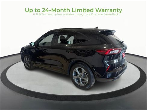 Used 2023 Ford Escape ST-Line FWD image 5