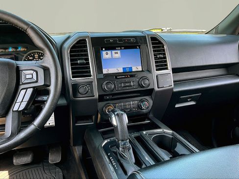 Used 2016 Ford F150 XLT w/ Equipment Group 302A Luxury AWD/4WD image 10