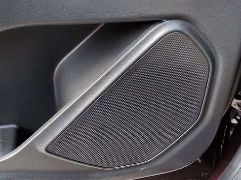 Used 2023 Ford Explorer XLT w/ Equipment Group 202A image 30