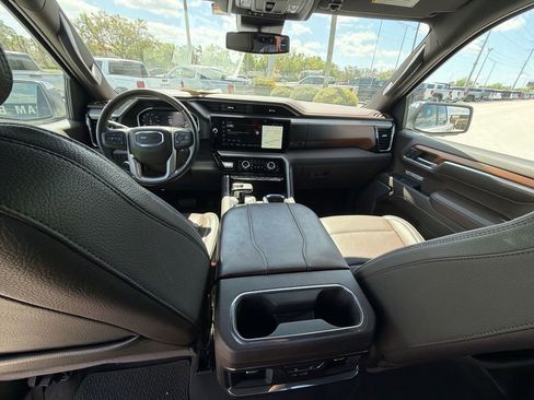 Certified 2023 GMC Sierra 1500 Denali image 10