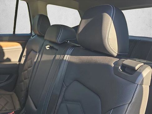 New 2026 Volkswagen Atlas SE image 17