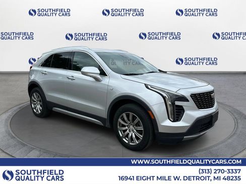 Used 2020 Cadillac XT4 Premium Luxury image 1
