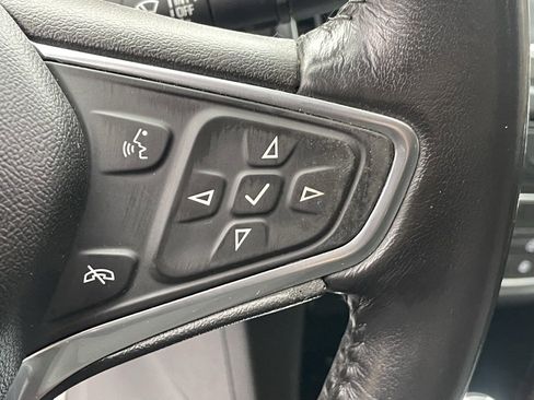 Certified 2018 Chevrolet Equinox LT image 30