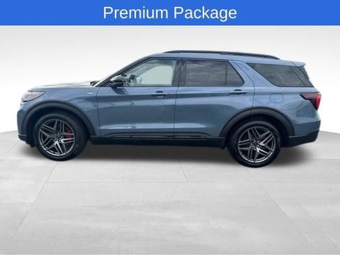 Used 2026 Ford Explorer ST-Line w/ ST-Line Street Pack RWD image 7