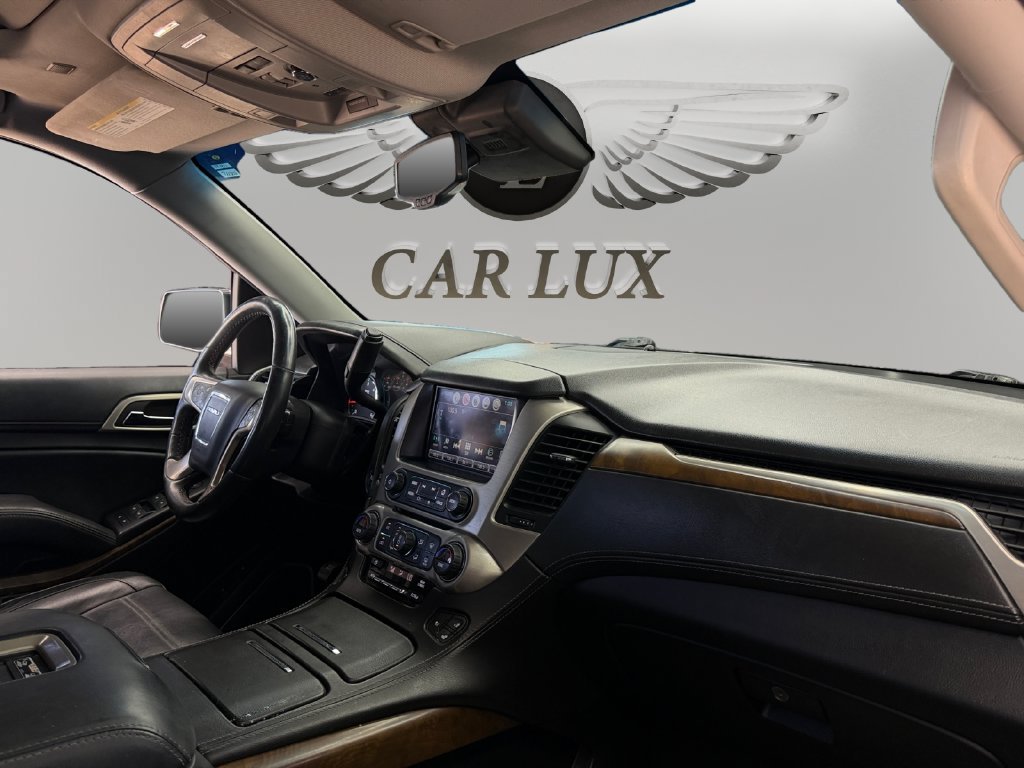 Used 2019 GMC Yukon XL Denali w/ Open Road Package AWD/4WD image 16
