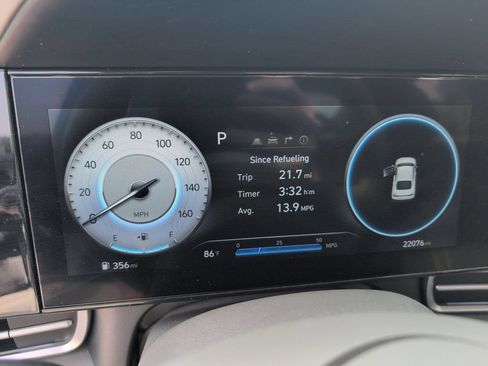 Used 2025 Hyundai Elantra SEL FWD image 16