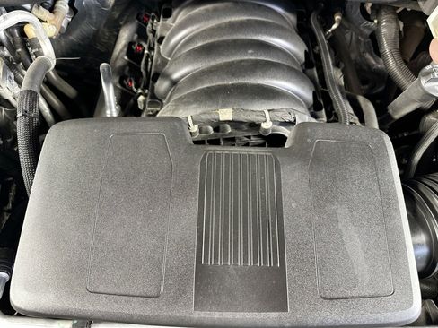 Used 2021 Chevrolet Tahoe Premier image 32