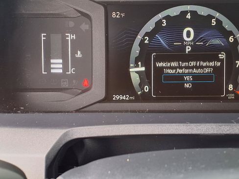Used 2025 Toyota 4Runner SR5 AWD/4WD image 23