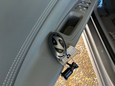 Used 2025 Hyundai Elantra SEL image 22