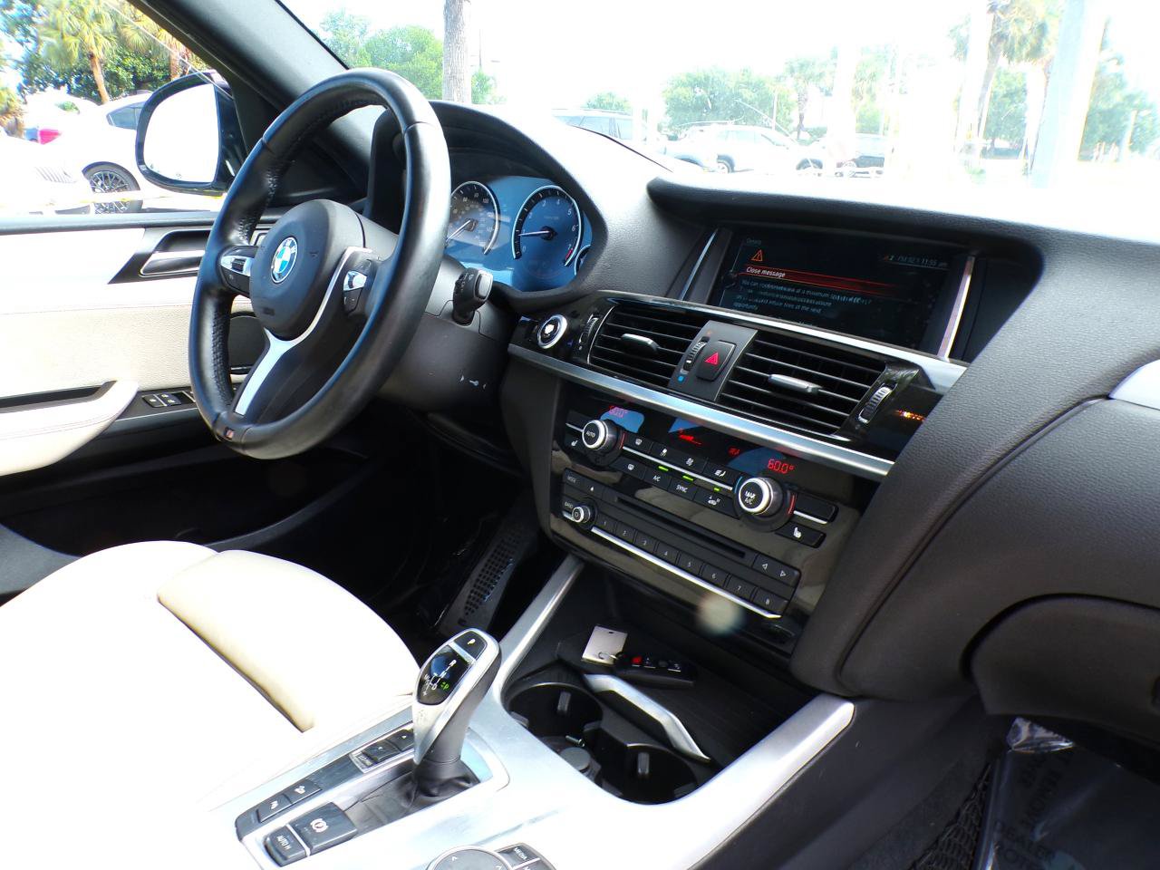 Used 2017 BMW X4 xDrive28i AWD/4WD image 16
